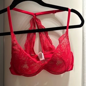 Calvin Klein Black Label Racerback Padded Underwire coquette bra 🩷♥️♥️